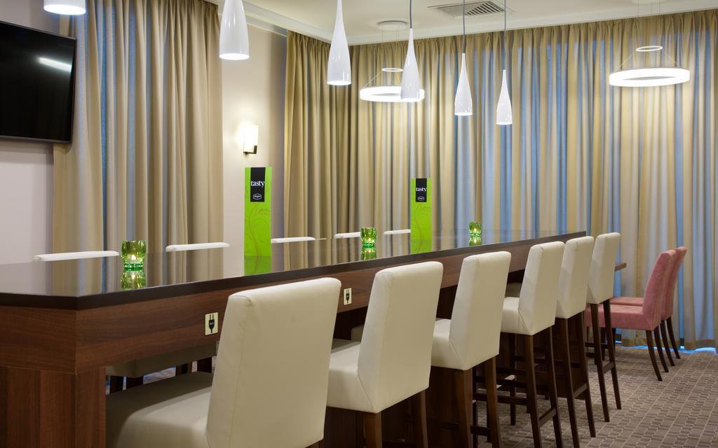 Hampton By Hilton Minsk City Centre Exterior foto