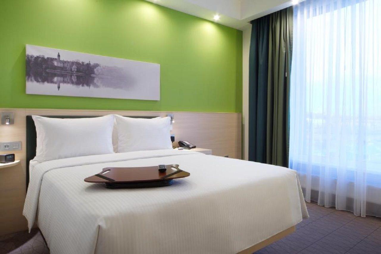 Hampton By Hilton Minsk City Centre Exterior foto
